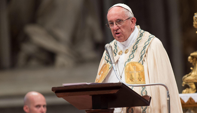 El papa se declara "profundamente conmovido" por las víctimas de Harvey