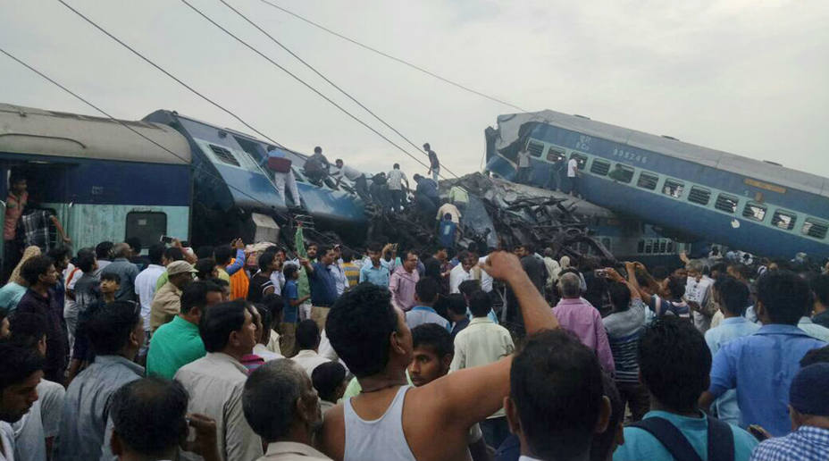 Se elevan a 23 los muertos en un accidente de tren en la India
