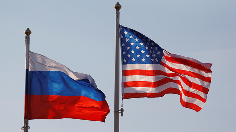 Washington ordena el cierre de un consulado ruso y Moscú denuncia una "escalada"