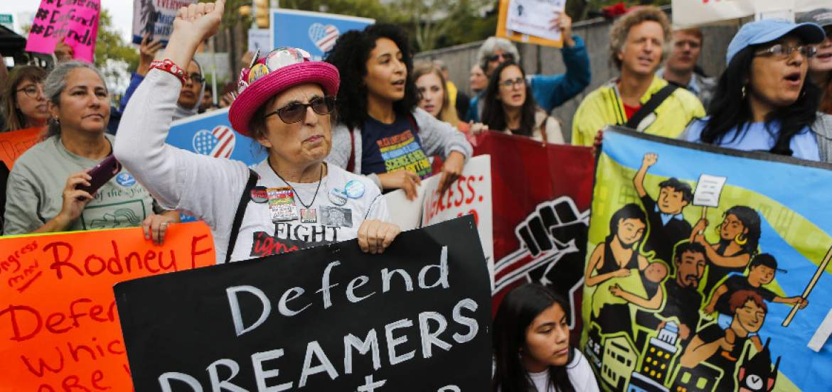 California promete luchar por sus "dreamers"