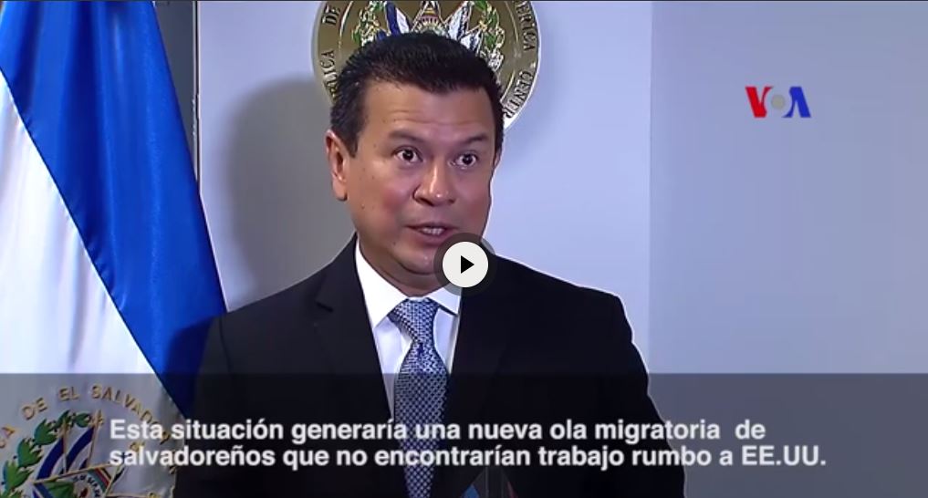 Canciller de El Salvador explica posible efecto de deportaciones