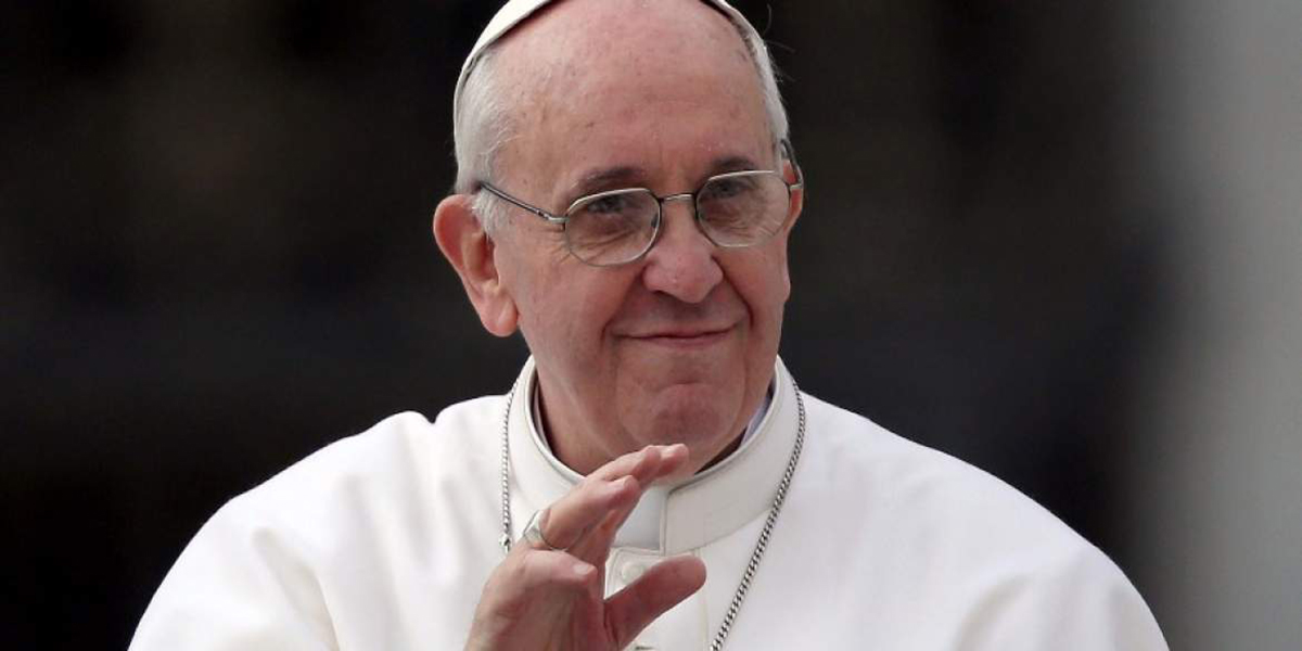 El papa ataca las "fake news", las noticias falsas