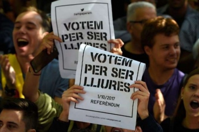 Incautan millones de papeletas para el referéndum en Cataluña