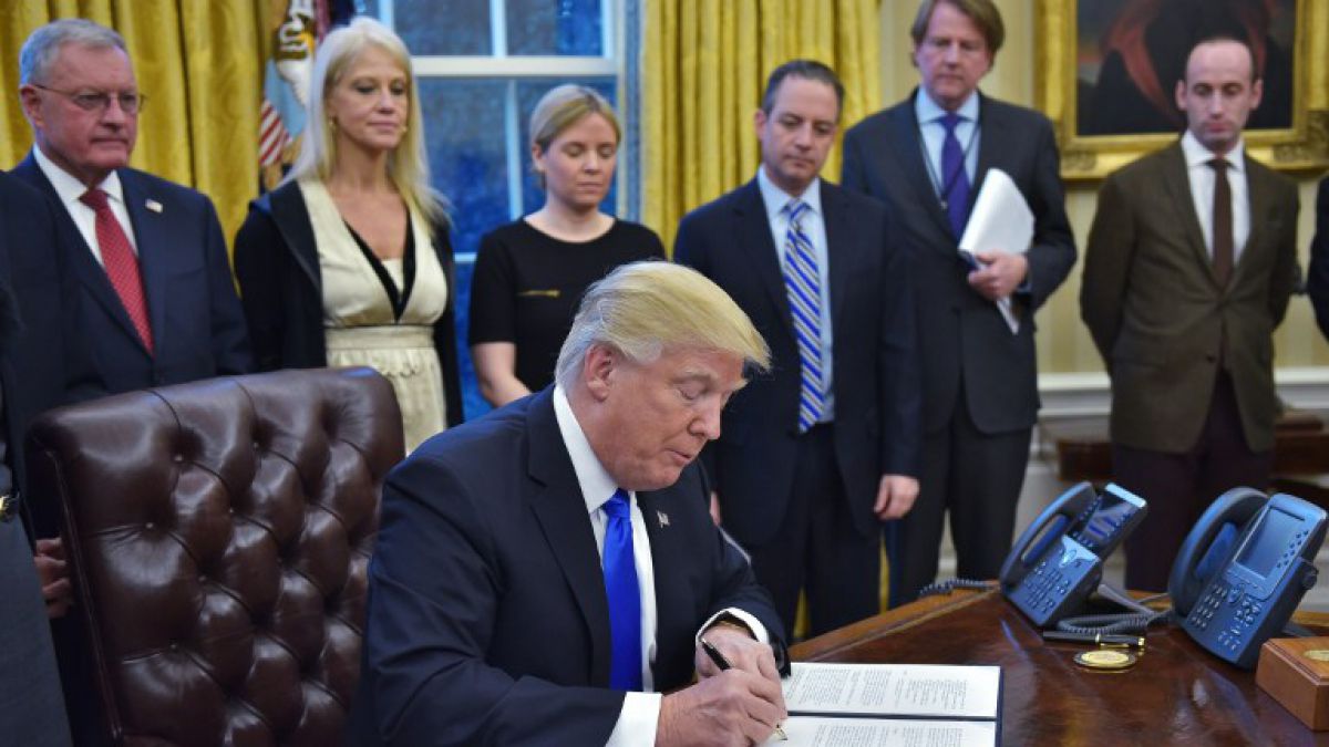 Trump anunciará el martes decisión sobre amnistía migratoria a 'Dreamers'