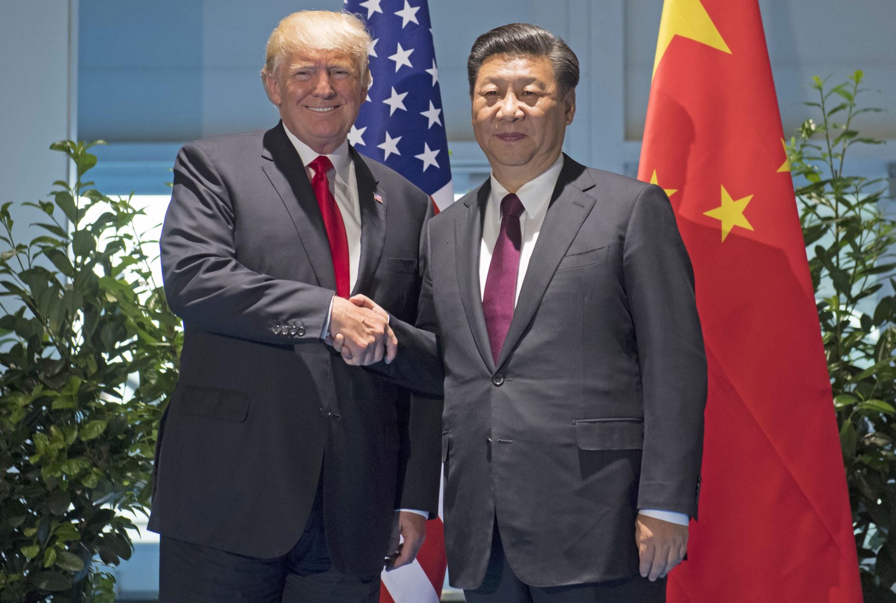 Trump y Xi acuerdan "maximizar la presión" sobre Corea del Norte