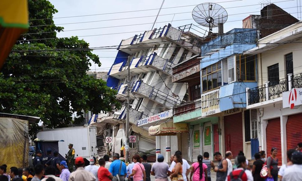 "¿Y ahora qué?", preguntan los que perdieron todo en terremoto de México