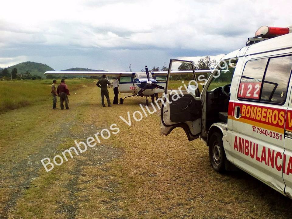 Avioneta donde viajaban ministros de Estado aterriza de emergencia en Baja Verapaz