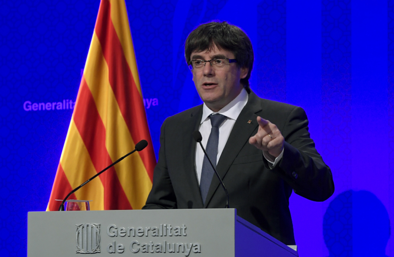 Gobierno español pide al presidente catalán "que no haga nada irreversible"