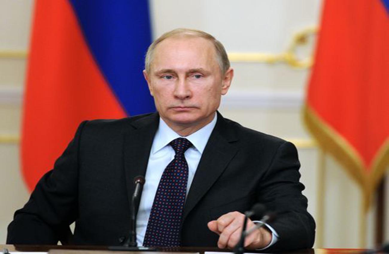 Putin tacha de "inadmisible" cualquier retraso en obras del Mundial-2018