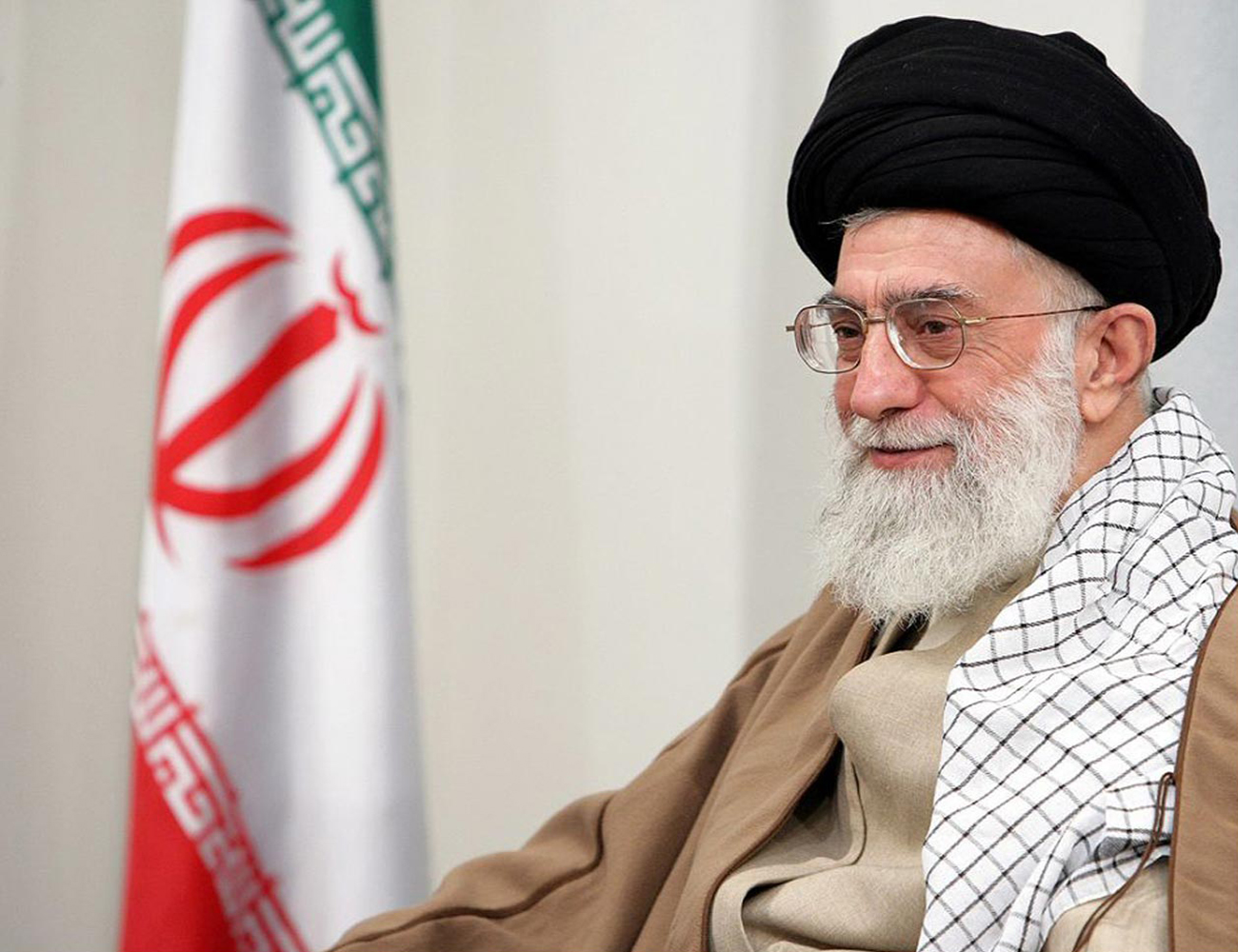 Washington puede unirse "al campo de los terroristas", segun Irán