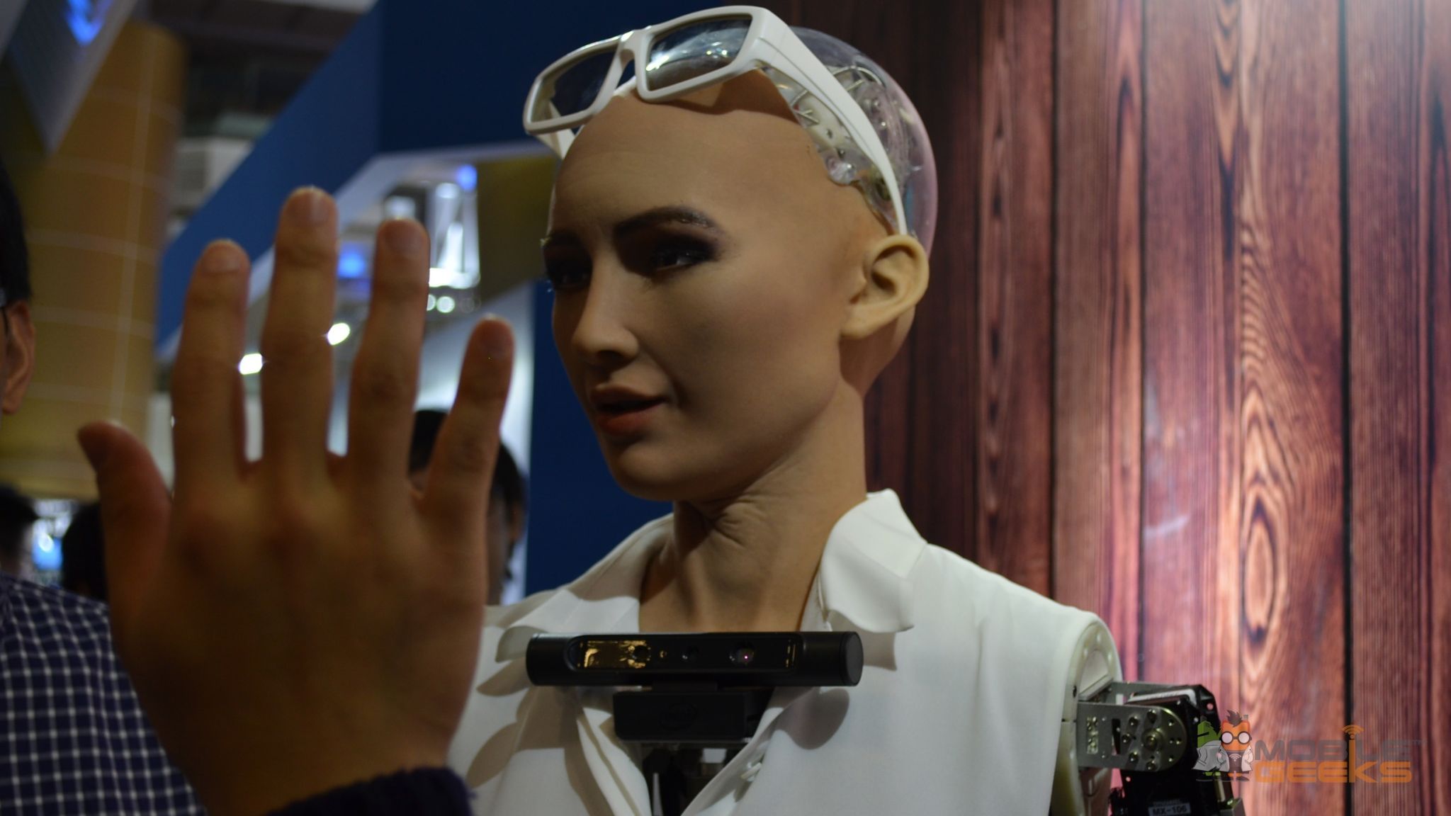 Sophia Se Convierte En La Primera Ciudadana Robot Del Mundo Emisoras 
