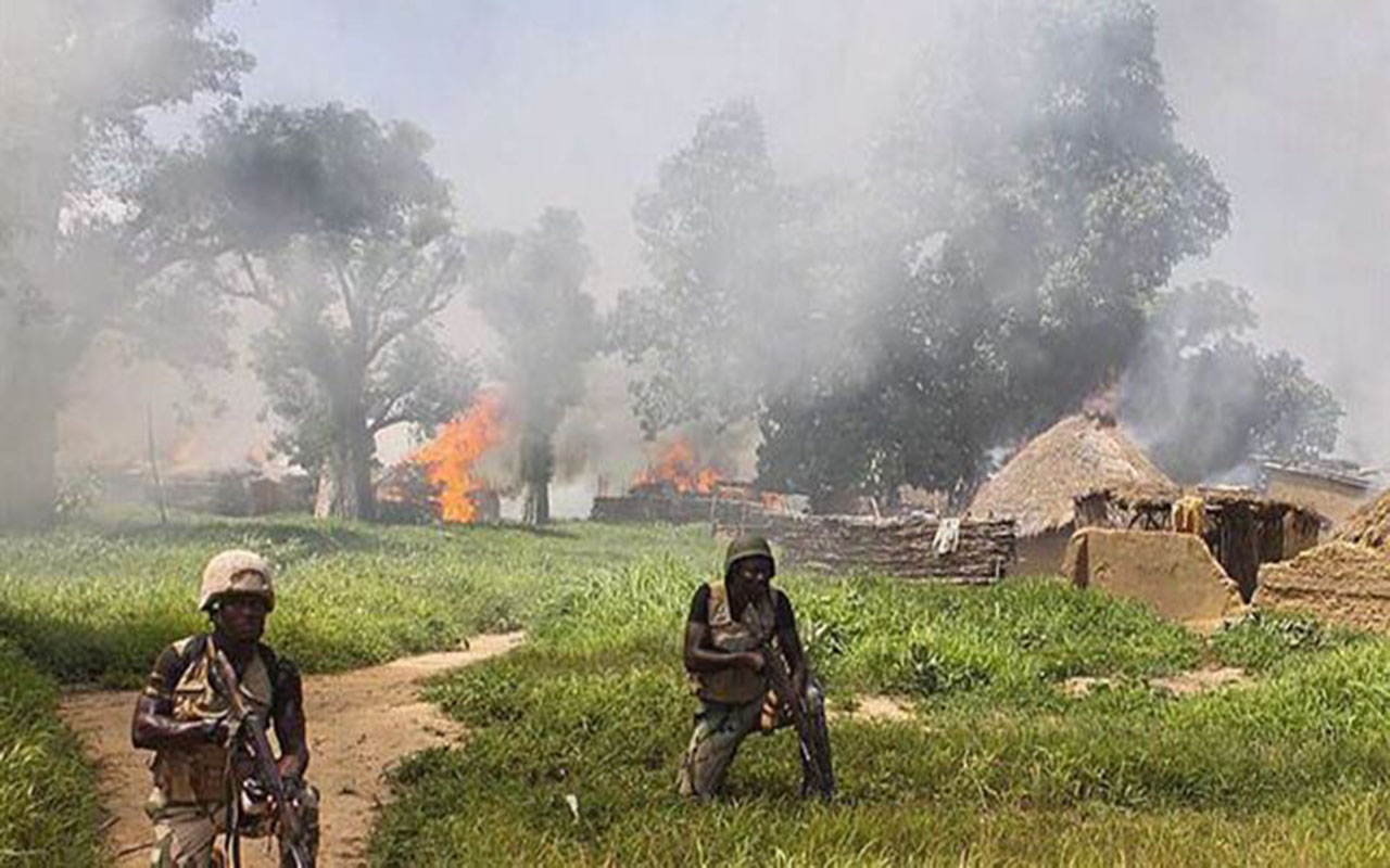 Al menos 50 muertos en un atentado suicida en el nordeste de Nigeria