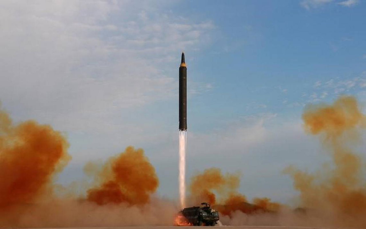 China expresa su gran preocupación por el ensayo de misil y pide negociaciones