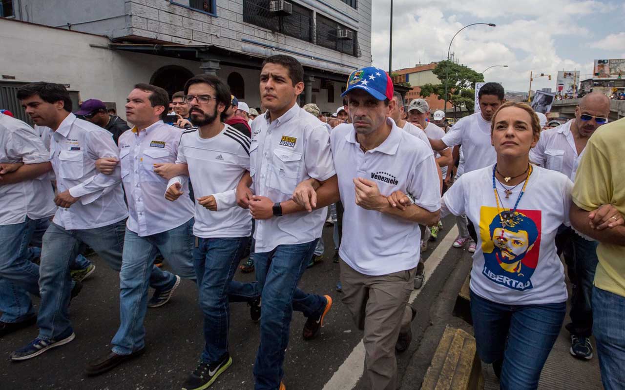 Oposición venezolana descarta reunión con gobierno de Maduro en Dominicana