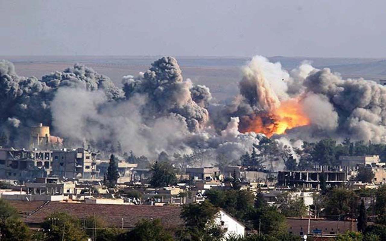 Rusia niega bombardeos que mataron a decenas de civiles en localidad siria