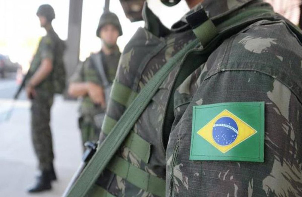 Desmantelan banda de narcotraficantes integrada por empleados de aeropuerto de Río