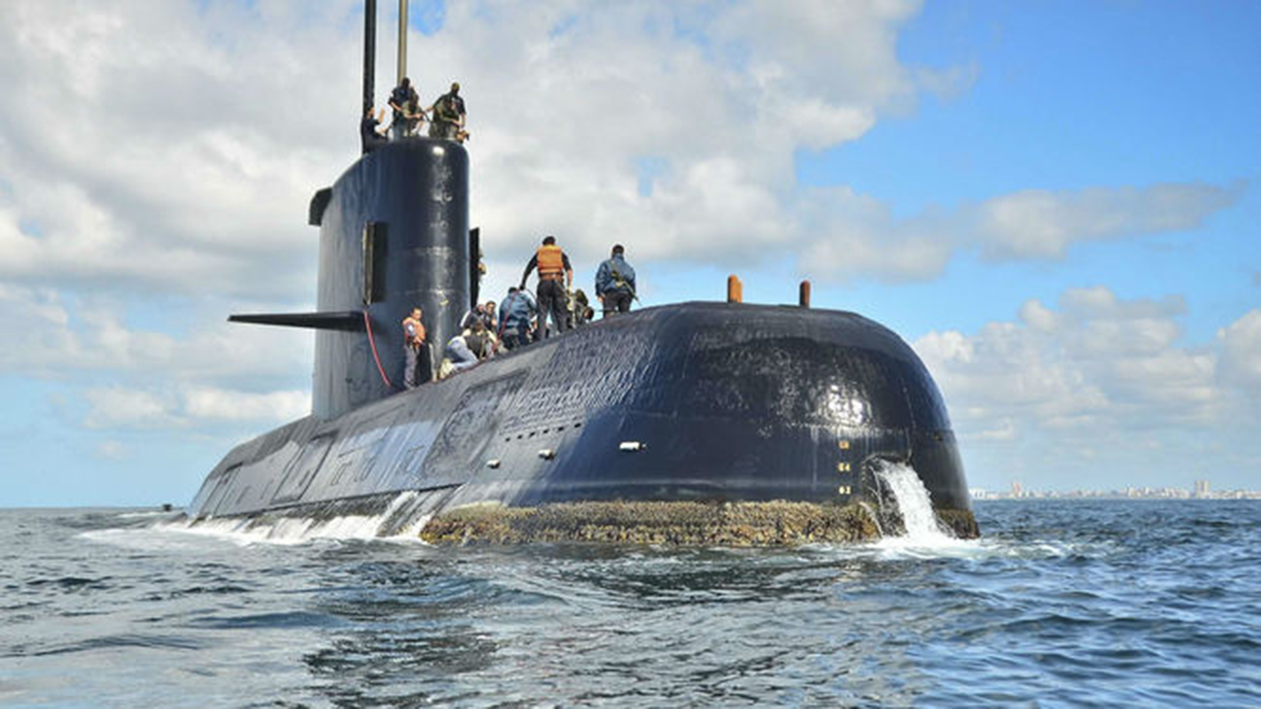 Descartan llamadas de emergencia del submarino argentino antes de desaparecer
