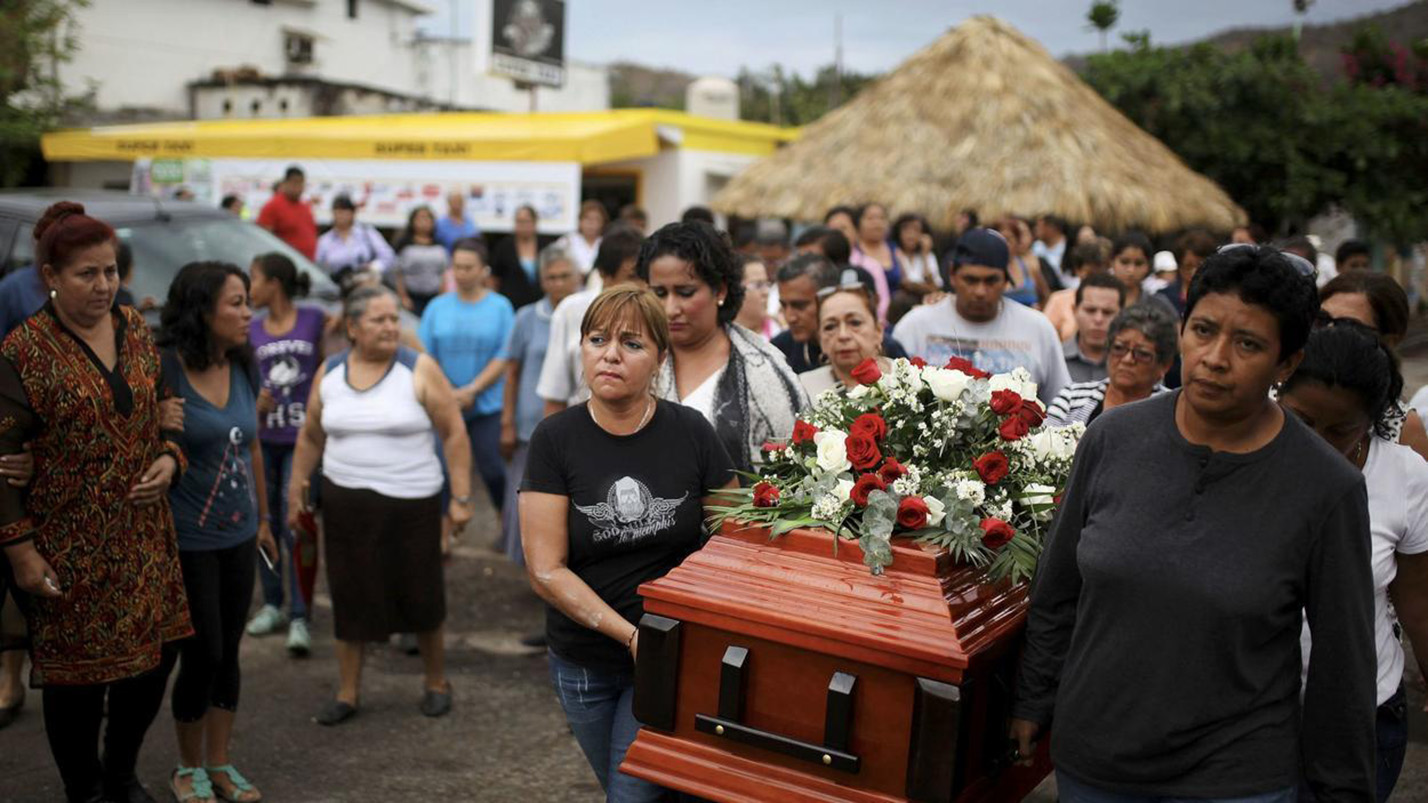 Hay cementerios por todo México cómo explicar la violencia del crimen organizado