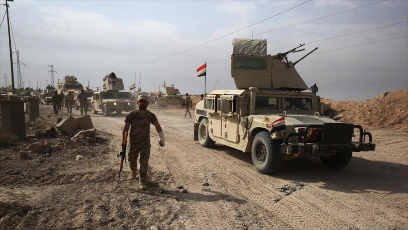 Operación de limpieza contra el Estado Islámico en el desierto iraquí