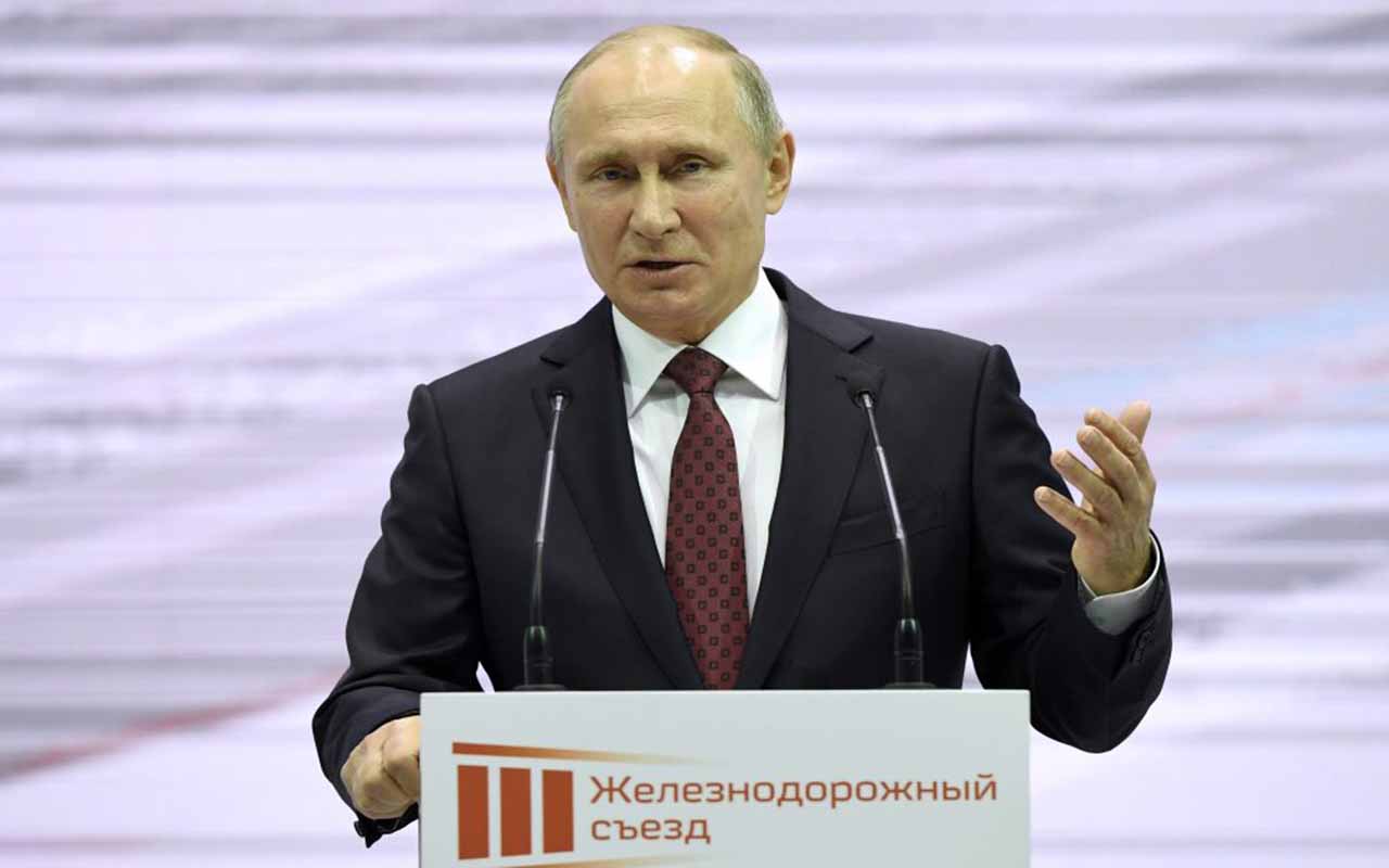 Putin defiende los "valores tradicionales" ante la Iglesia ortodoxa