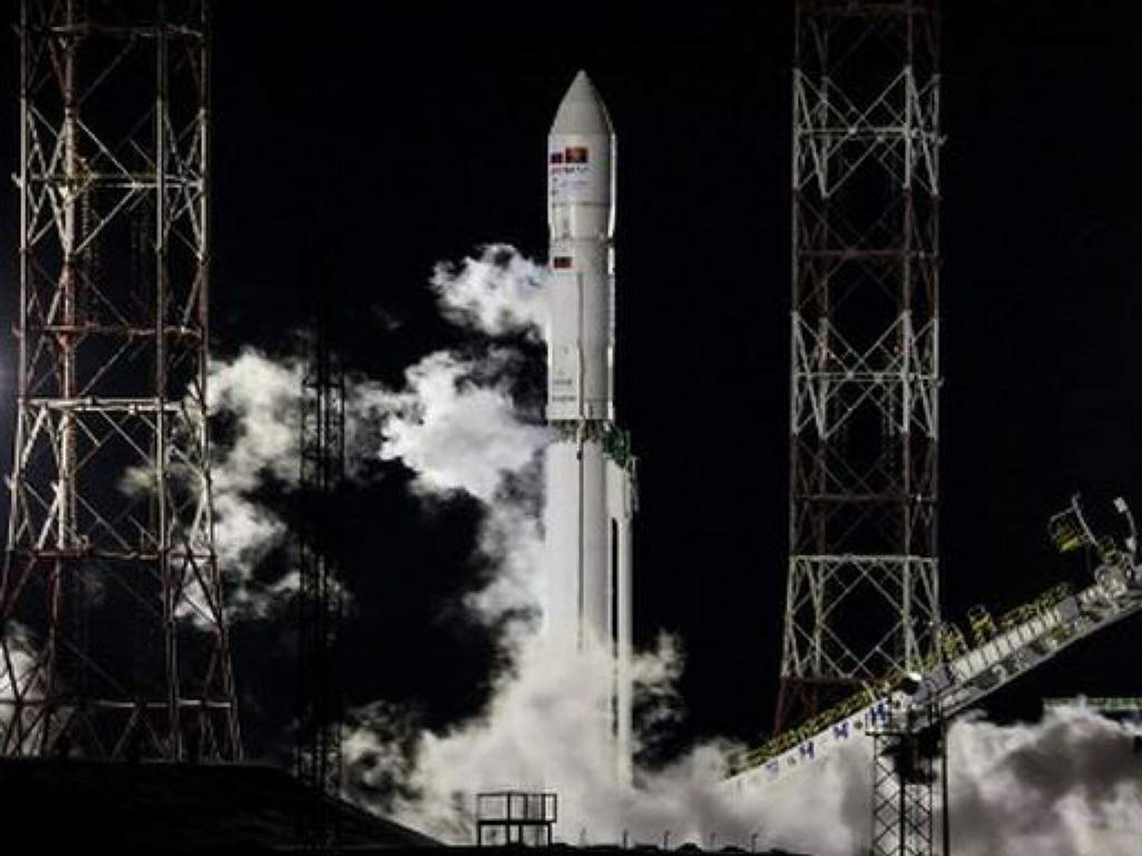Rusia pierde el contacto con el primer satélite angoleño