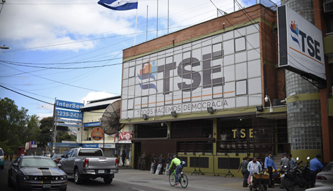 Tres puntos de la tensión en las elecciones de Honduras