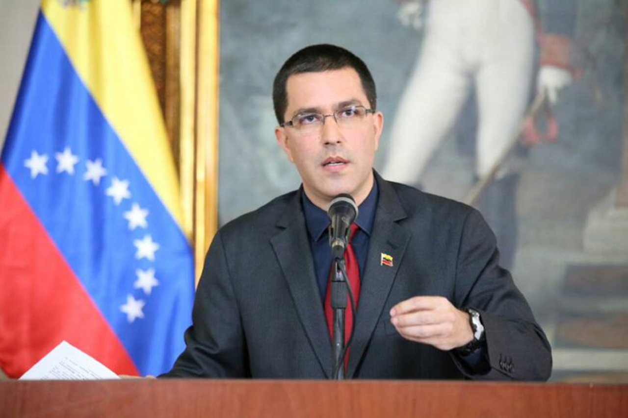 Canciller venezolano dice que gobierno español hace "victimización hipócrita"