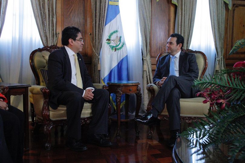 Jordán Rodas y Jimmy Morales EU Emisoras Unidas Guatemala