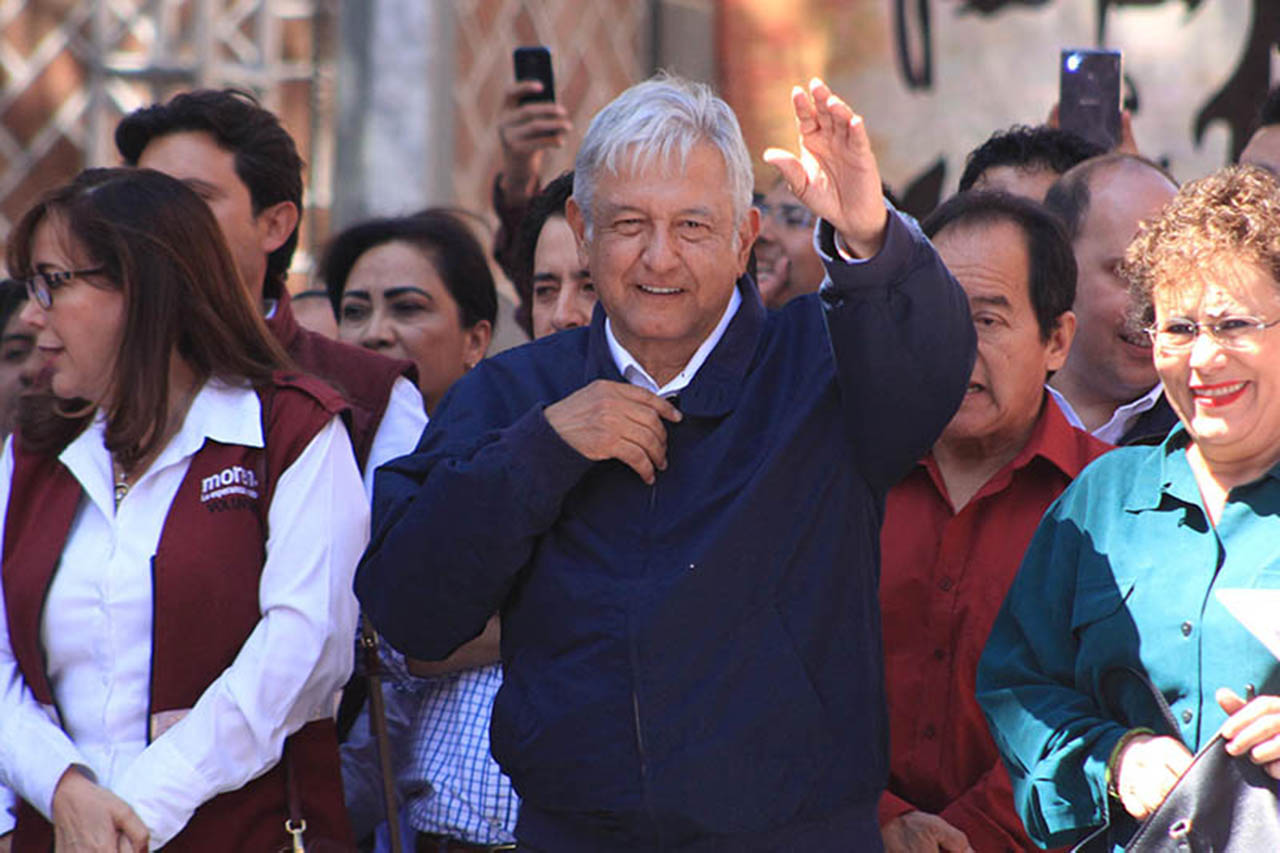 López Obrador sigue líder en preferencias rumbo a presidenciales de México