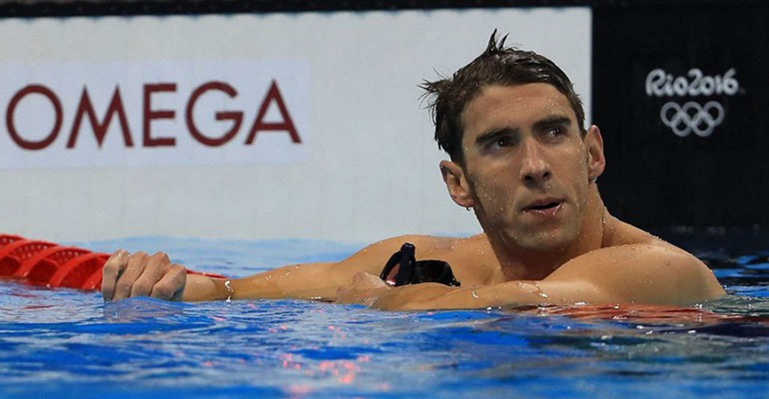 Nadador Michael Phelps revela que pensó en el suicidio