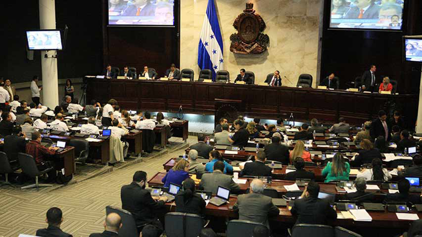 Parlamento hondureño asume entre rechazo de la oposición y denuncia de la OEA