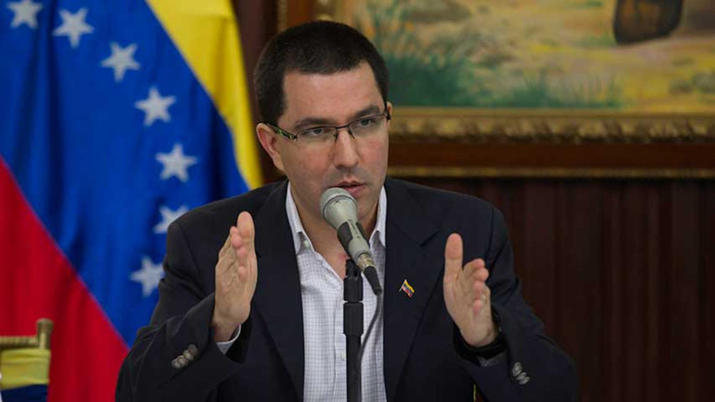 Canciller de Venezuela asegura que no hay crisis humanitaria en el país