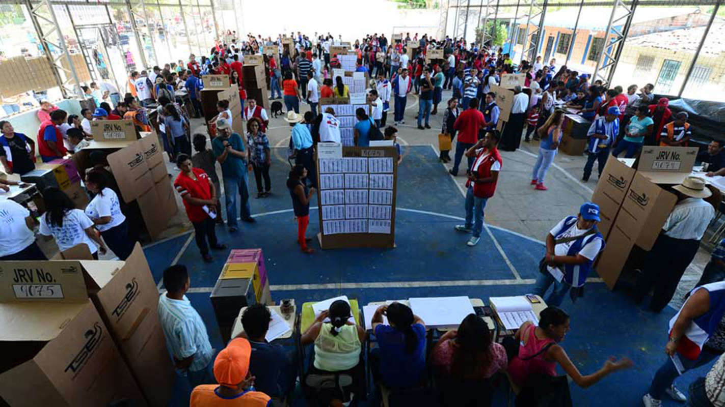 Cierra campaña de elecciones legislativas y municipales en El Salvador