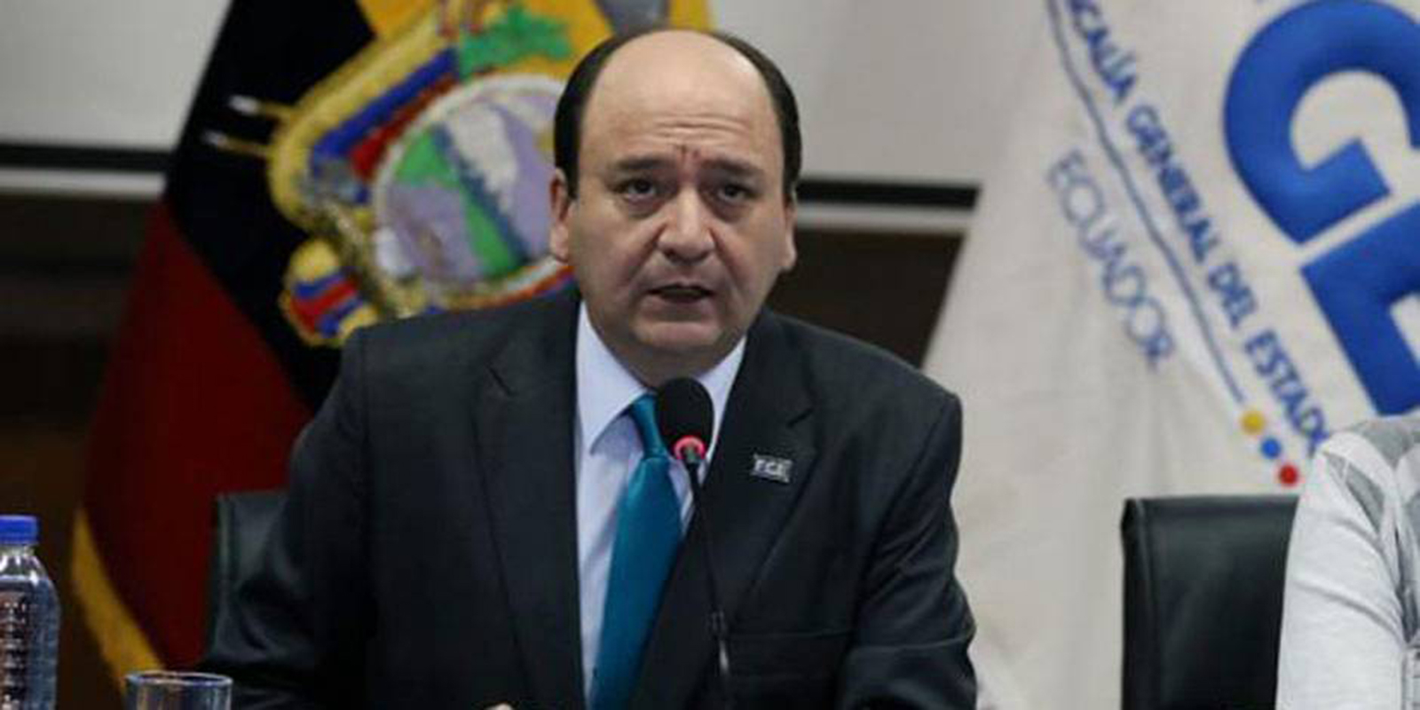 Fiscal ecuatoriano revela grabación de presunta conspiración en su contra