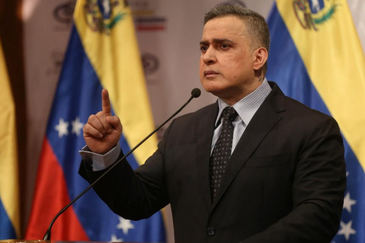Fiscal general de Venezuela denuncia plan de "invasión militar" desde Colombia