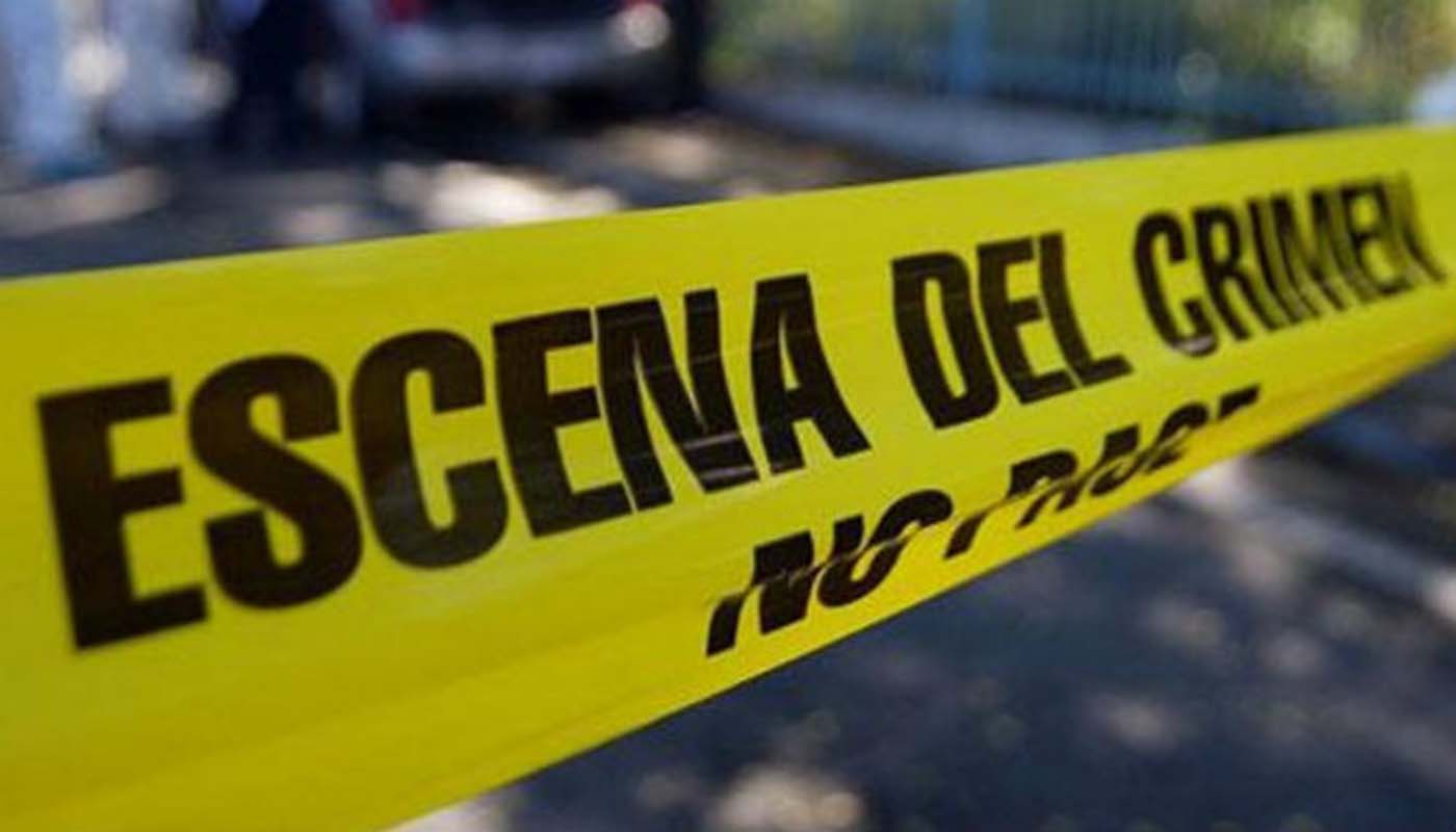 Grupo armado asesina a un matrimonio en el centro de México y hiere a sus hijos
