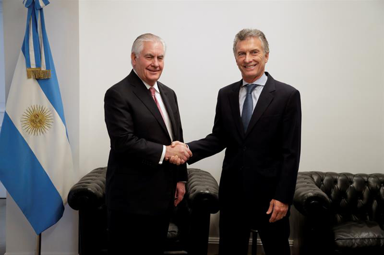Tillerson se reunió con Macri al cierre de visita a Argentina
