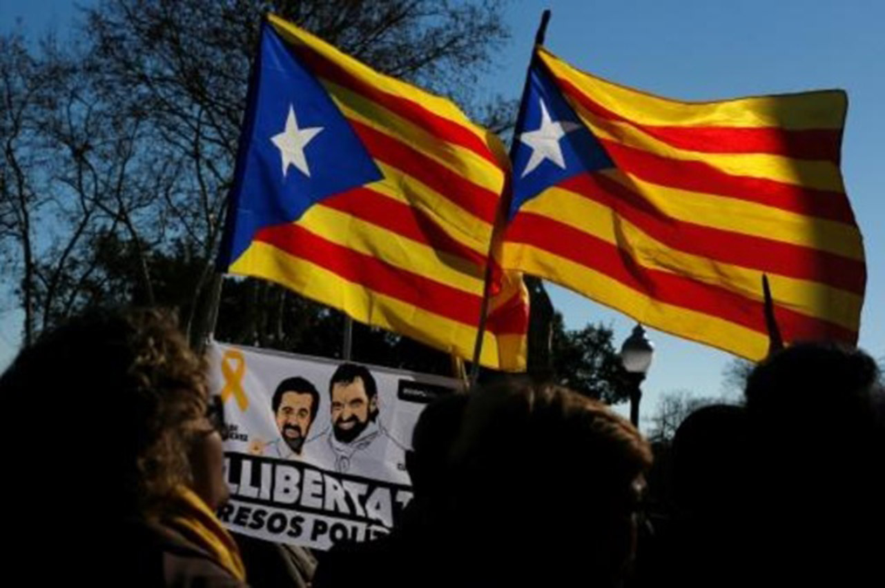 Tres líderes independentistas catalanes encarcelados llevan su caso a la ONU