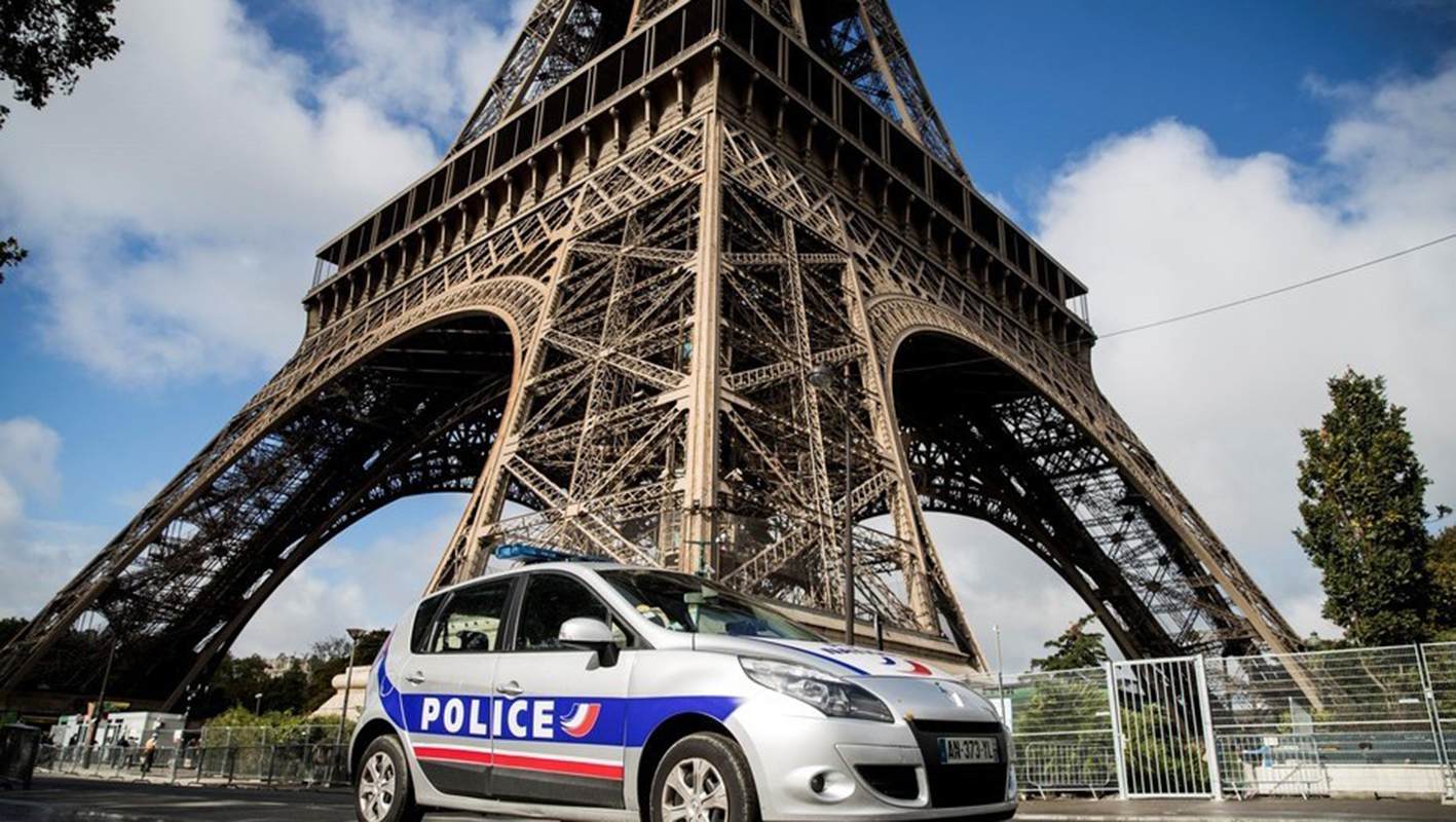 Un hombre ebrio apuñala a seis personas en una calle de París
