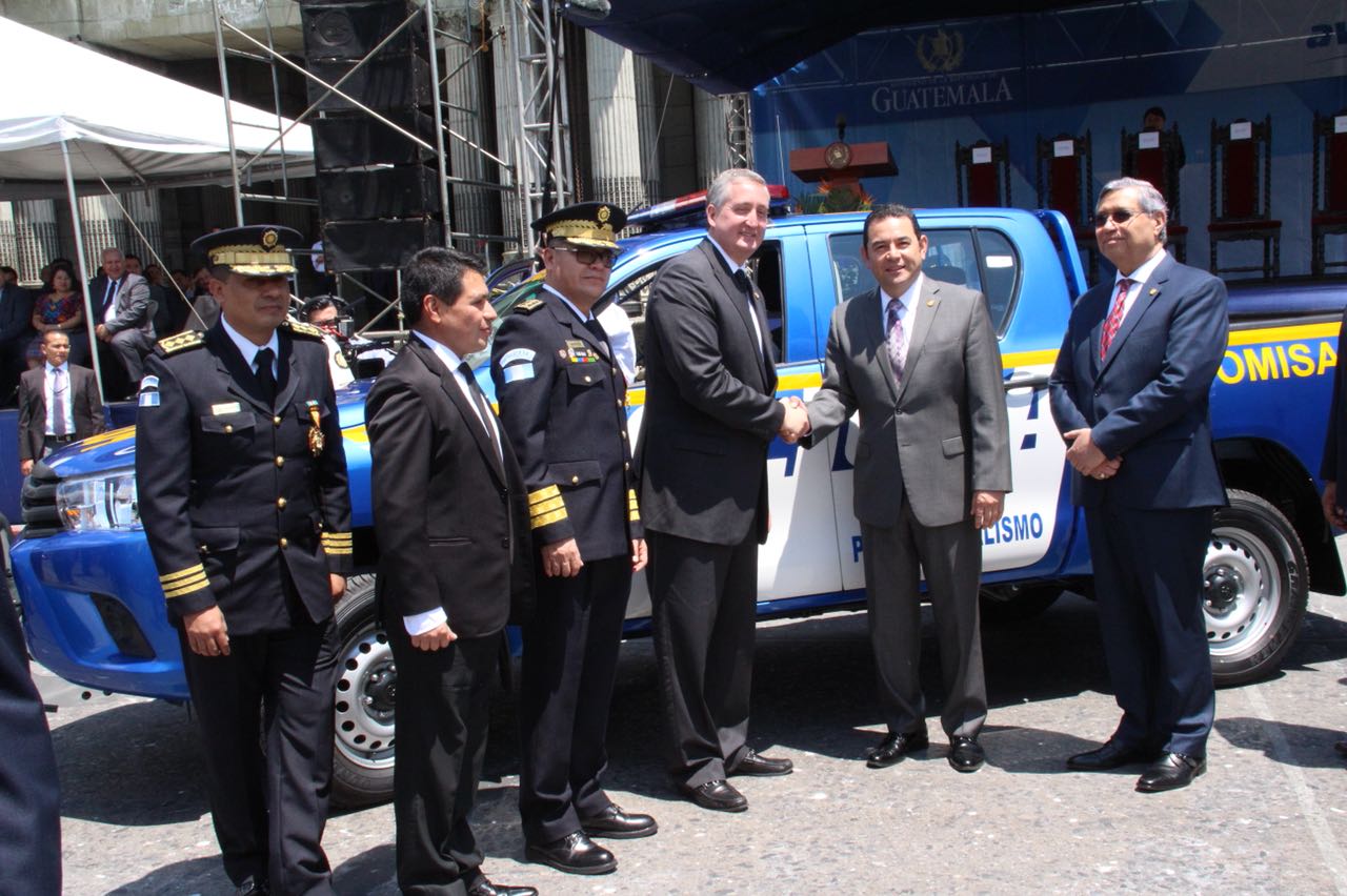 Entrega de autopatrullas para la PNC Emisoras Unidas Guatemala EU