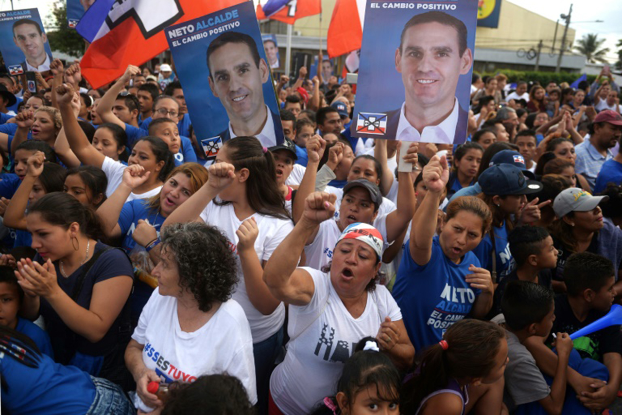 Arena se impone en las legislativas de El Salvador