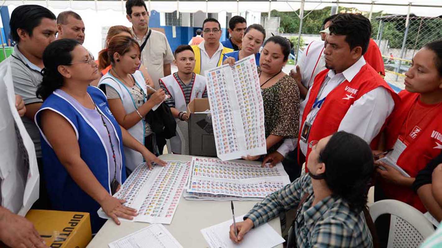 El Gobierno de El Salvador reconoce derrota del oficialismo en las elecciones