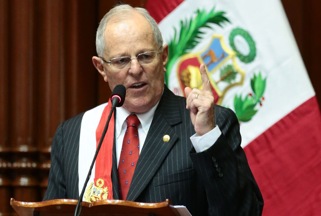 Perú está "en jaque" por delaciones de Odebrecht, según presidente Kuczynski