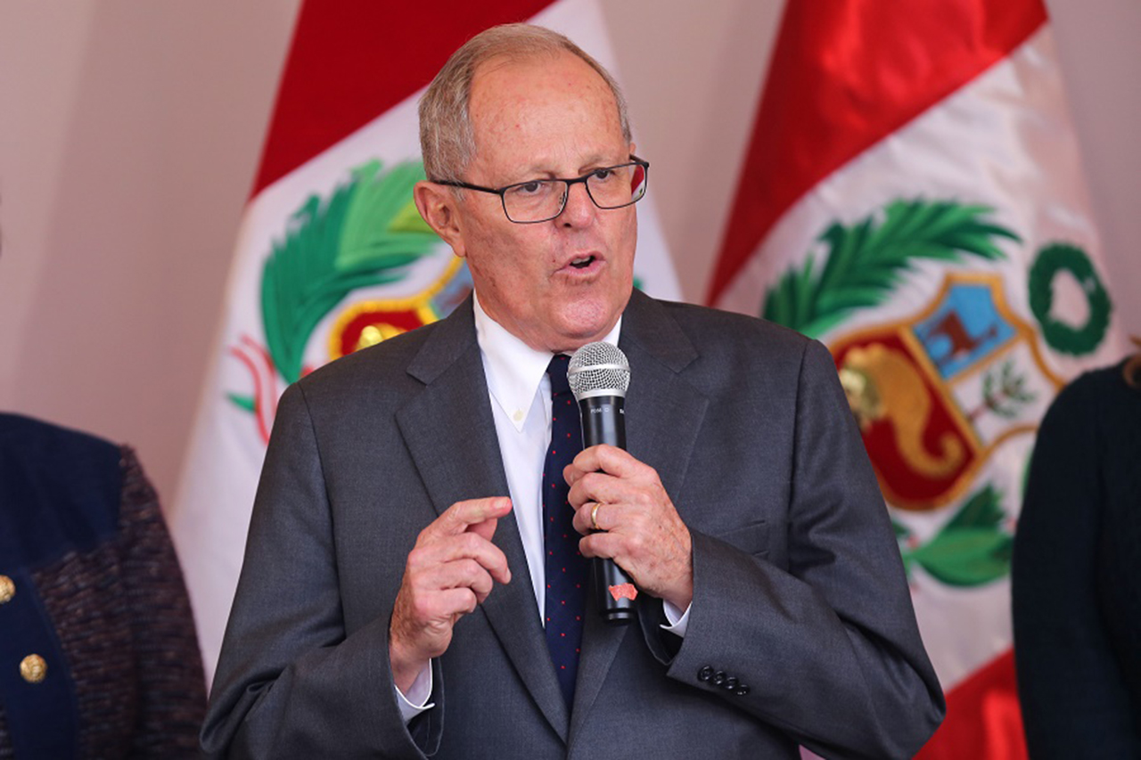 Presidente peruano afirma que denuncias sobre compra de votos "son cuentazos"