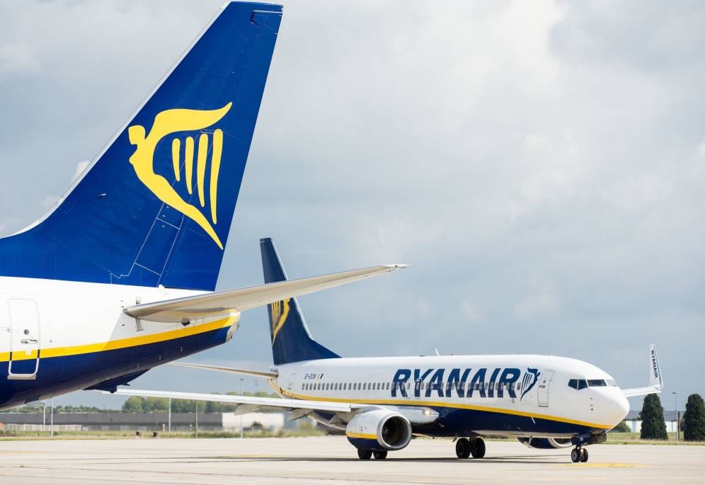 Suspenden vuelos de aerolínea Ryanair