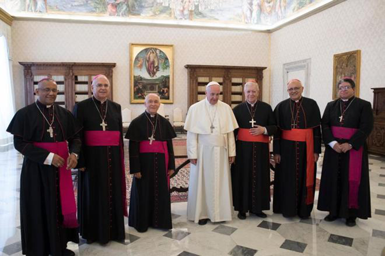 El papa, que conversó por casi dos horas con los obispos venezolanos