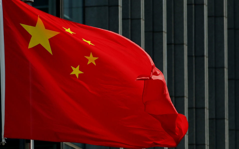 China tacha de "irresponsables" las declaraciones
