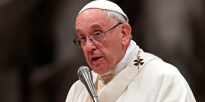 Papa condena atentado en Colombia