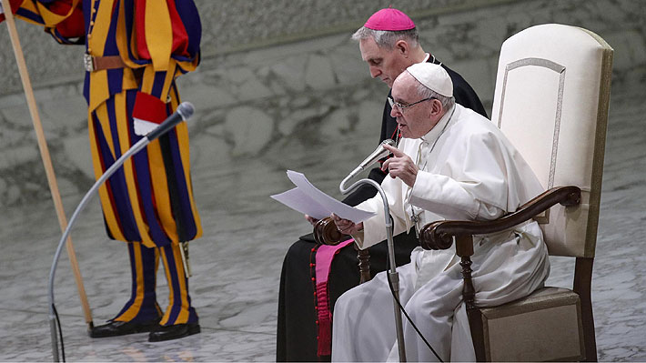 El Papa reconoce que "el pueblo de Dios"