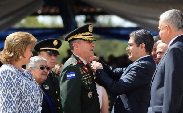 Aceptan renuncia de subjefe de Fuerzas Armadas Honduras y designan reemplazo